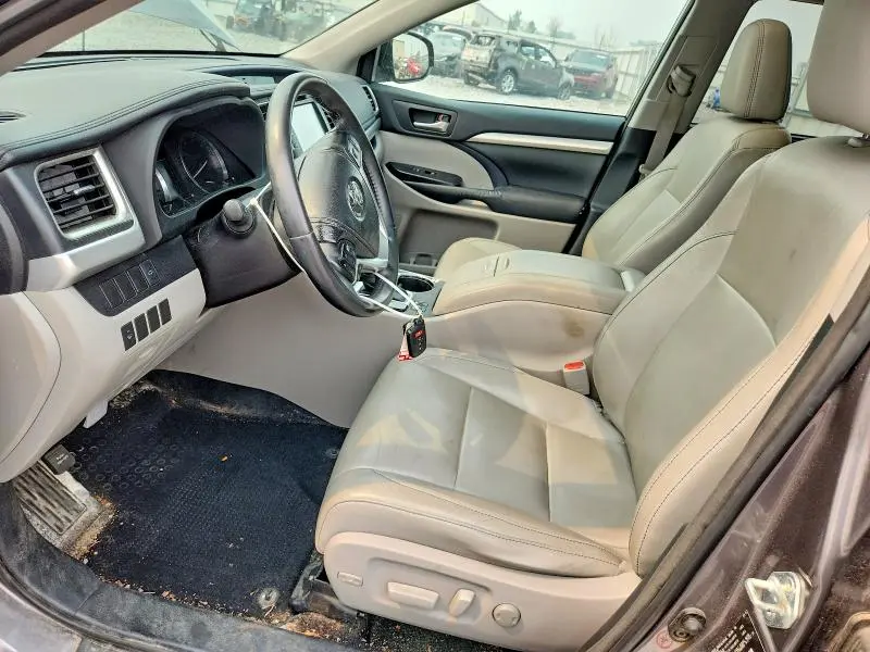 2014 TOYOTA HIGHLANDER XLE  