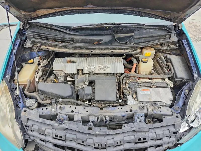 2012 TOYOTA PRIUS TWO  