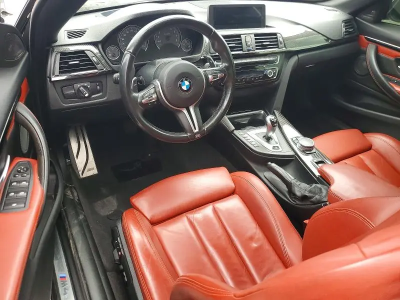 2015 BMW M4   