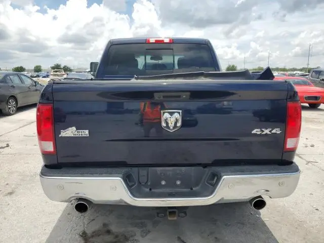 2016 RAM 1500 SLT  