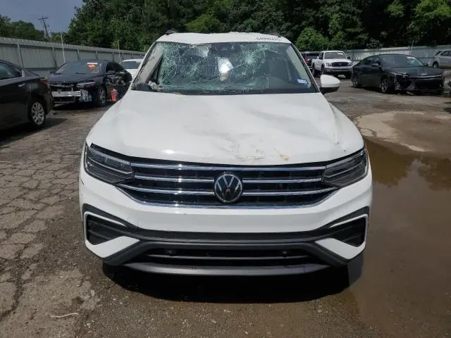 2022 VOLKSWAGEN TIGUAN S  