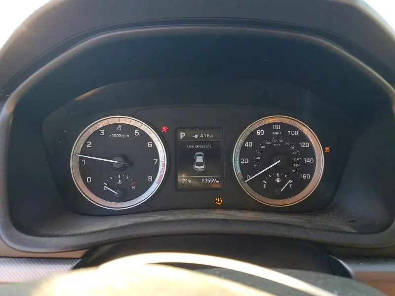 2018 HYUNDAI SONATA SE  