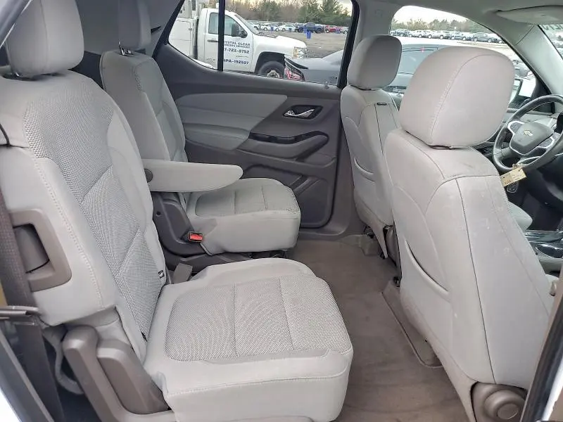 2018 CHEVROLET TRAVERSE LT  