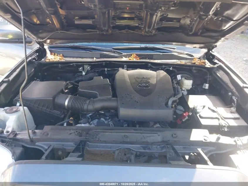 2022 TOYOTA TACOMA TRD SPORT