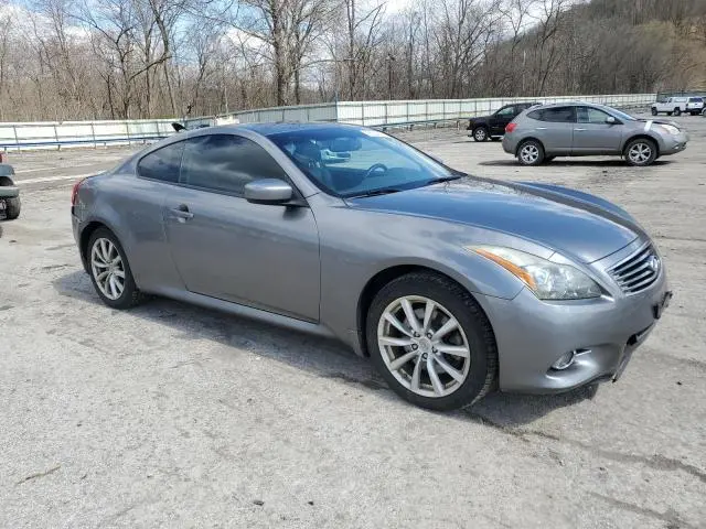 2011 INFINITI G37   