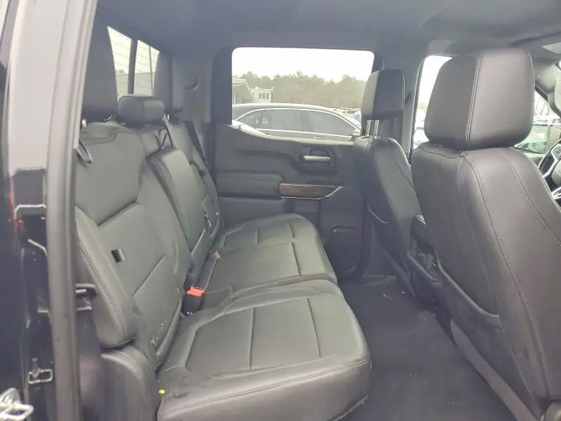 2021 CHEVROLET SILVERADO K1500 RST  