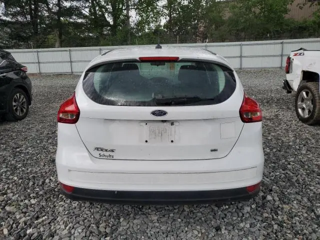 2017 FORD FOCUS SE  