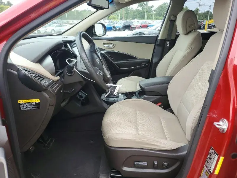 2018 HYUNDAI SANTA FE SE  