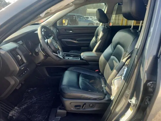 2022 NISSAN PATHFINDER SL  