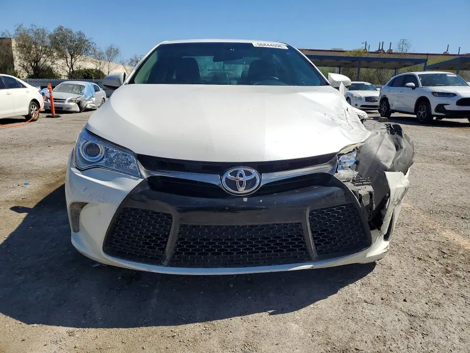 2015 TOYOTA CAMRY XSE  