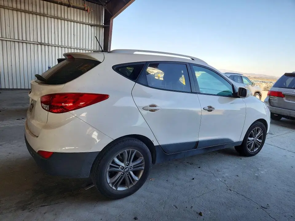 2015 HYUNDAI TUCSON SE  