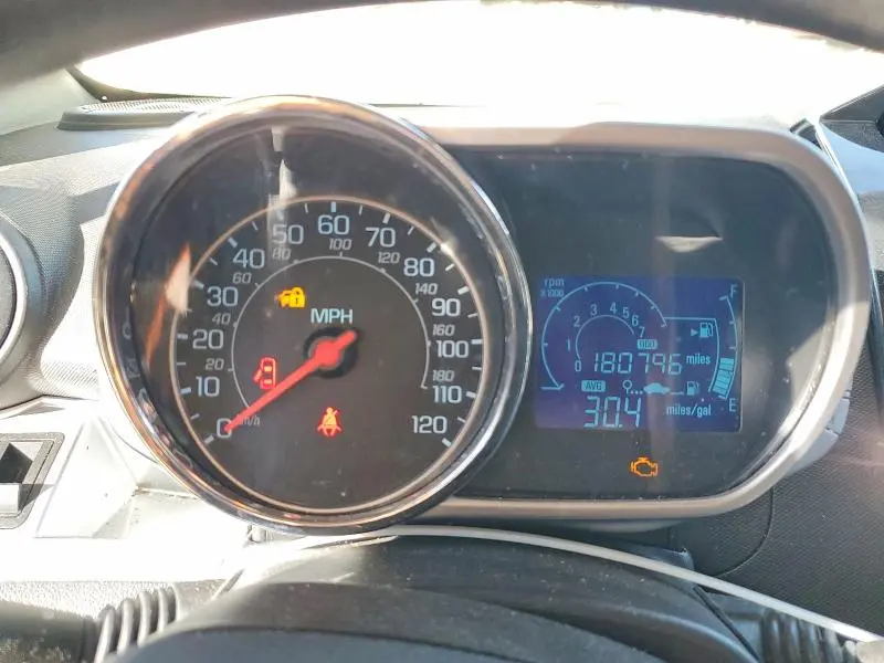 2015 CHEVROLET SPARK 1LT  