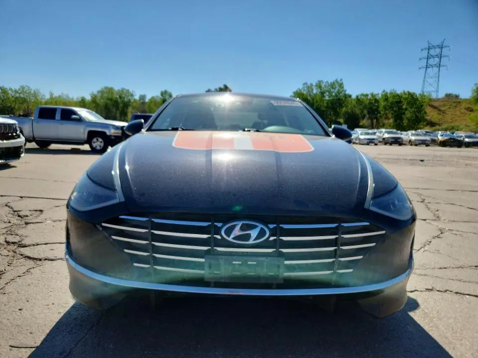 2021 HYUNDAI SONATA SE  