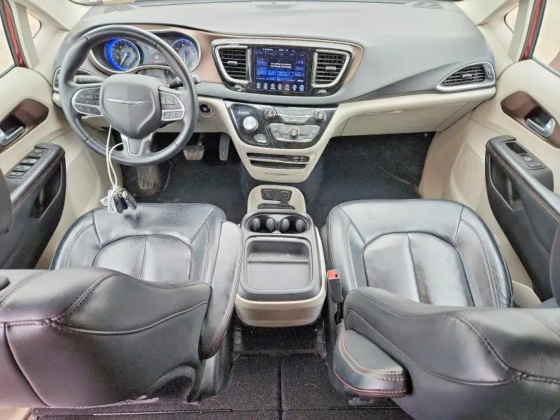2017 CHRYSLER PACIFICA TOURING L  