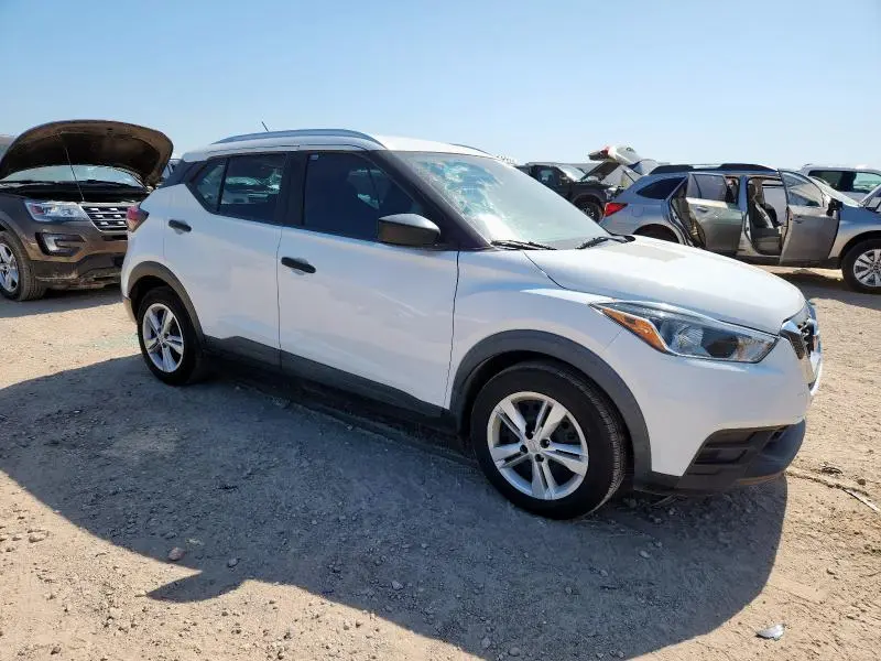 2019 NISSAN KICKS S  
