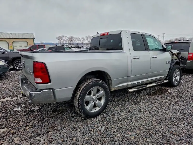 2018 RAM 1500 SLT  