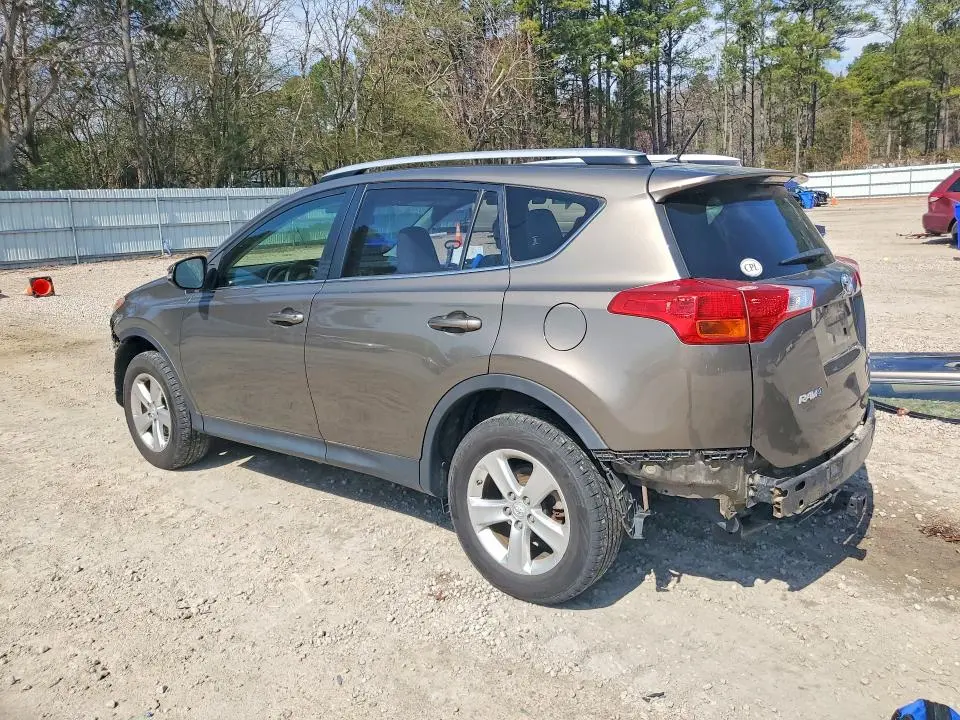 2013 TOYOTA RAV4 XLE  