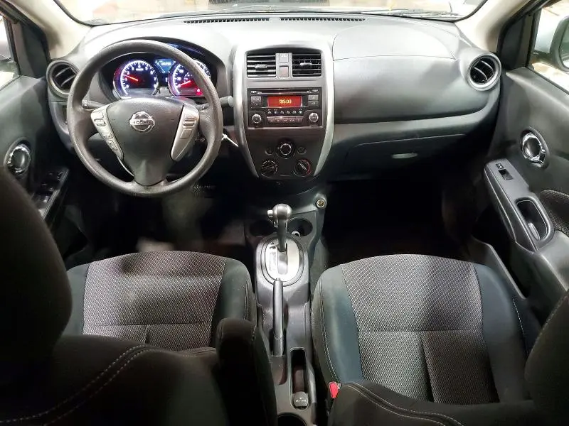 2017 NISSAN VERSA   