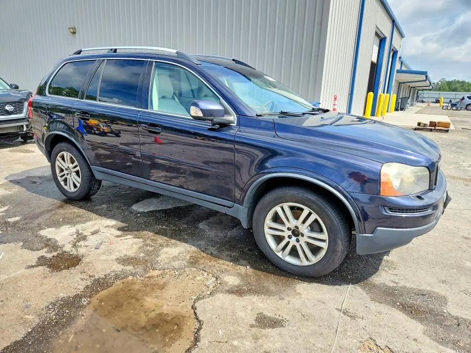 2011 VOLVO XC90 3.2  