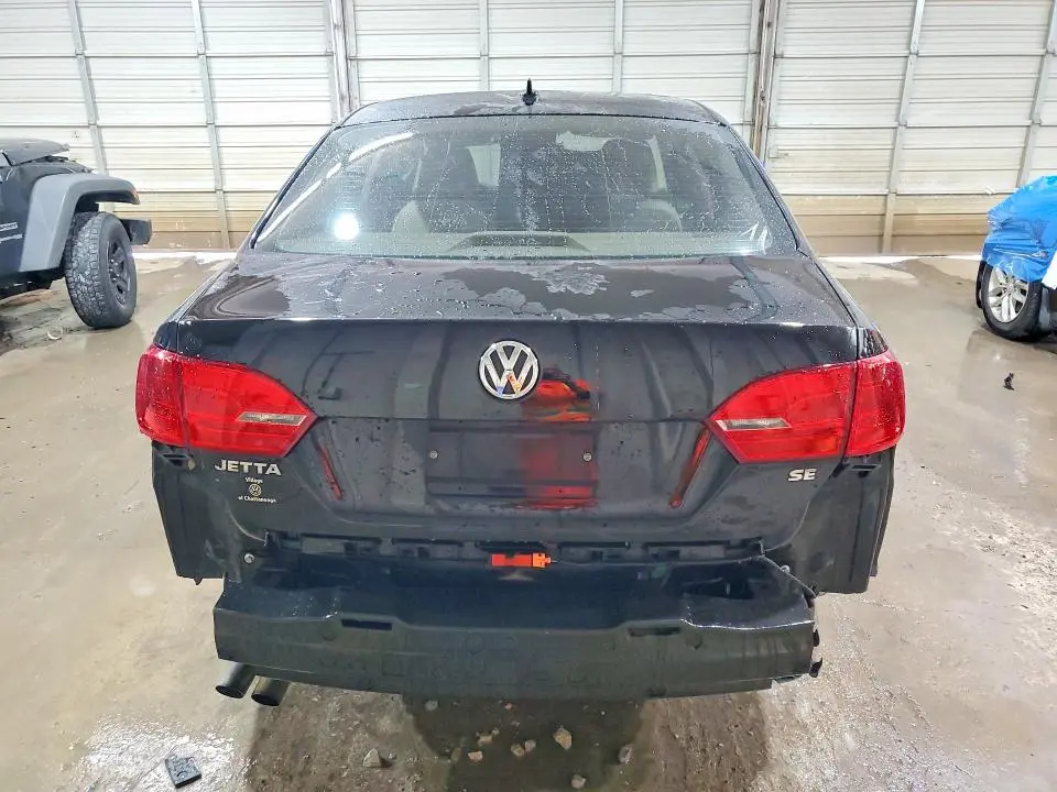 2014 VOLKSWAGEN JETTA SE  