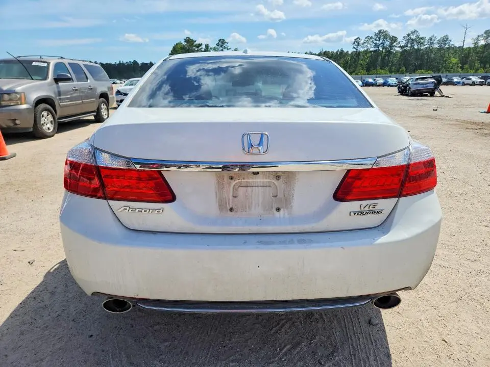 2015 HONDA ACCORD TOURING  