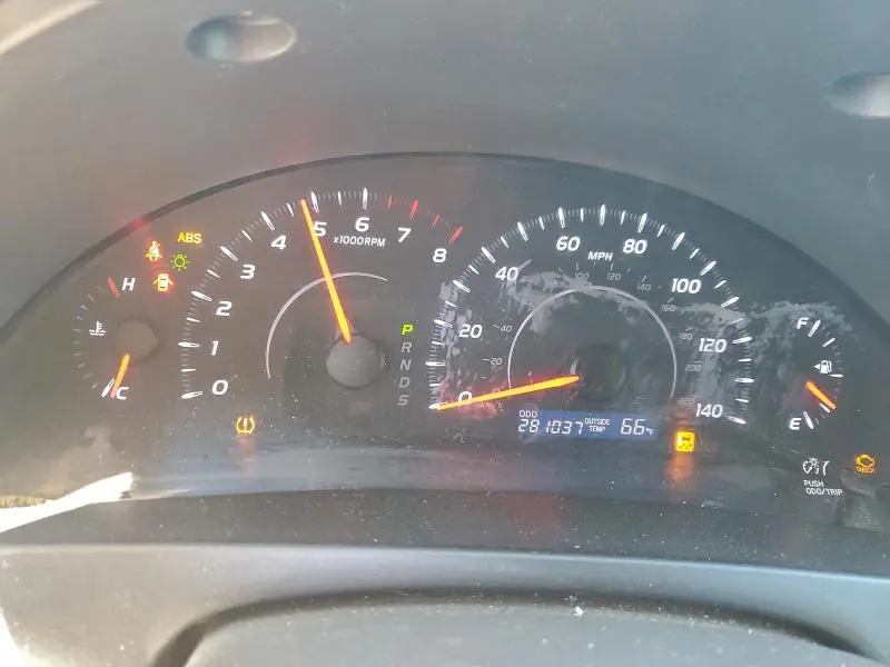 2011 TOYOTA CAMRY BASE  