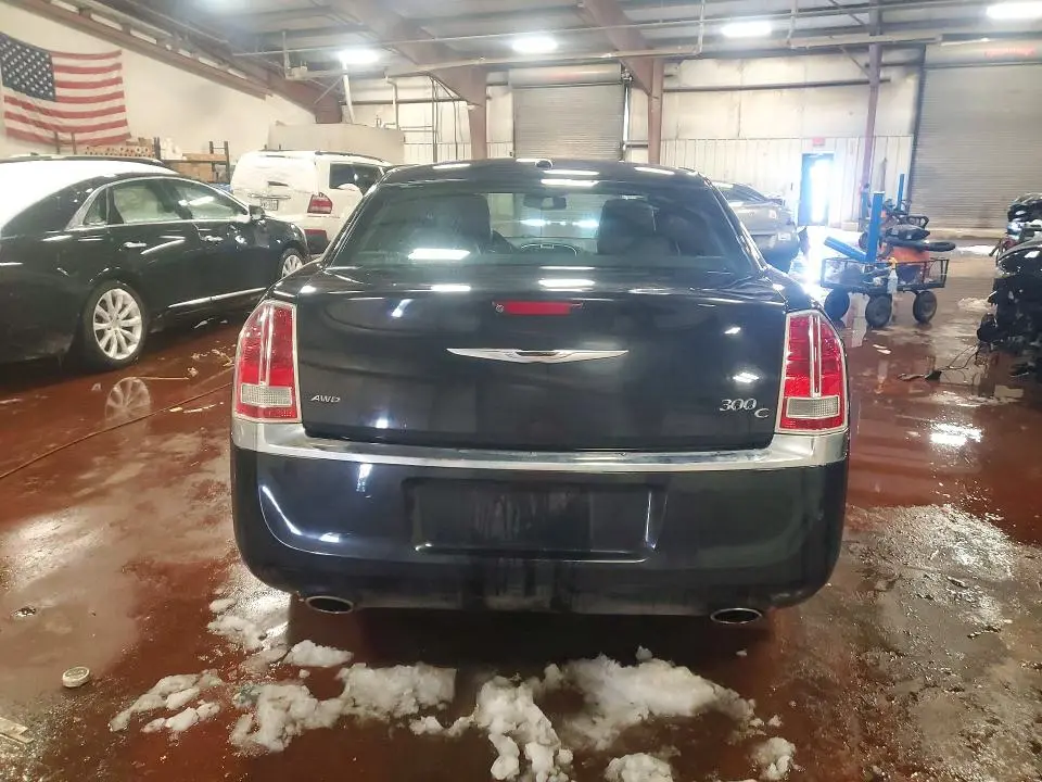 2013 CHRYSLER 300C   