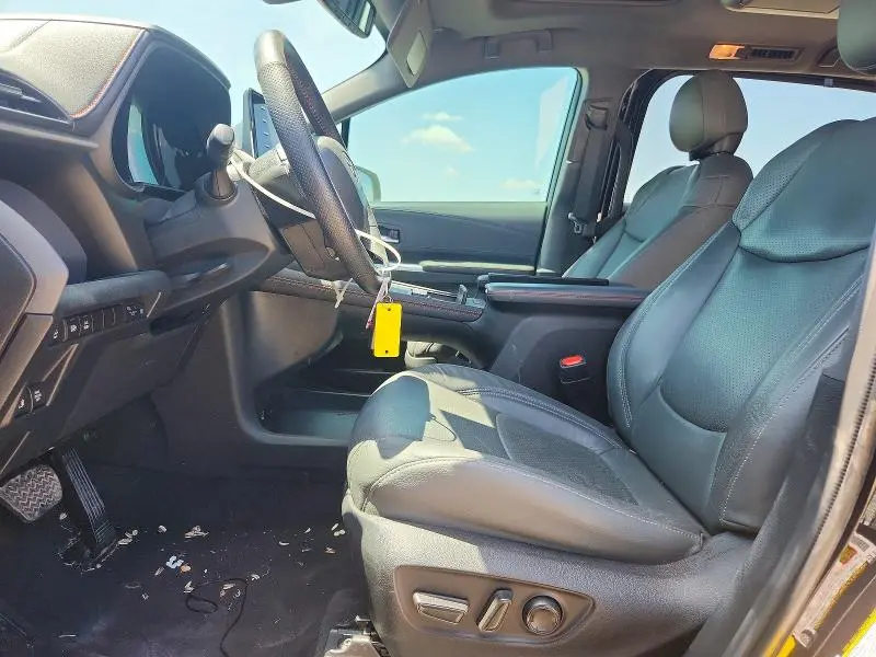 2023 TOYOTA SIENNA XSE 7-PASSENGER  