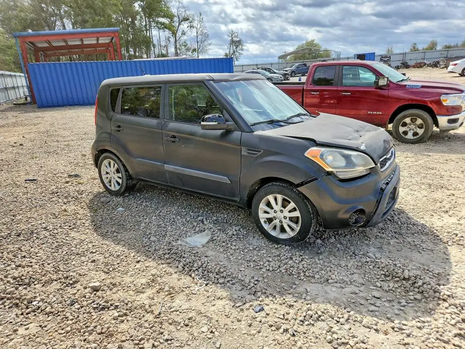 2012 KIA SOUL +  
