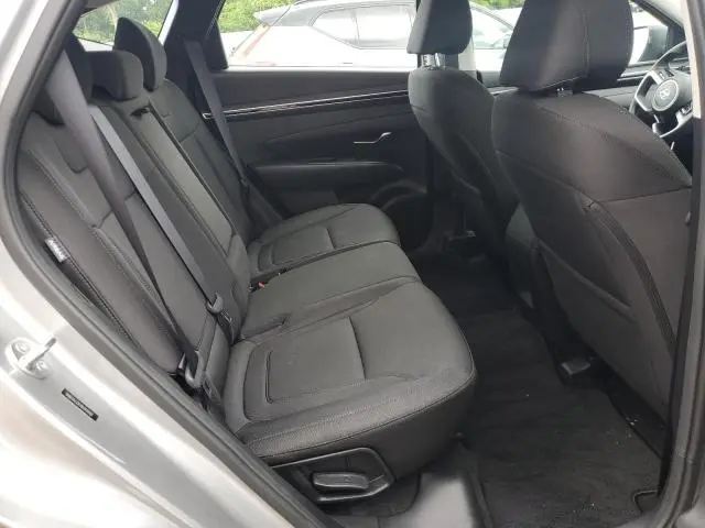 2024 HYUNDAI TUCSON SE  