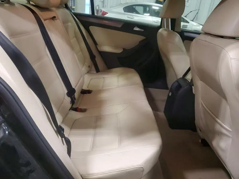 2013 VOLKSWAGEN JETTA TDI  