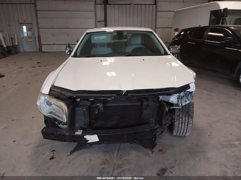 2015 CHRYSLER 300C AWD