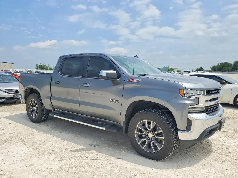 2021 CHEVROLET SILVERADO K1500 LT  