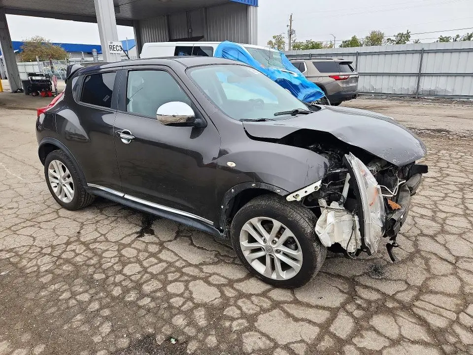 2013 NISSAN JUKE S  