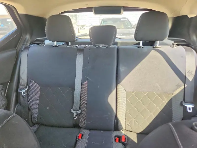 2018 NISSAN KICKS SV  