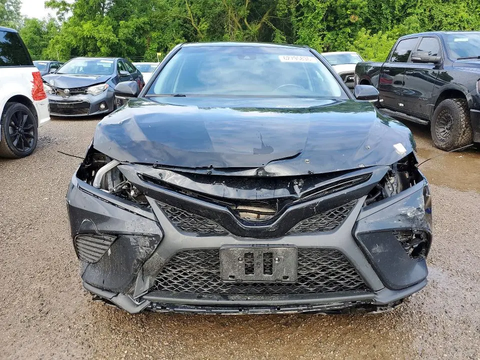 2019 TOYOTA CAMRY   