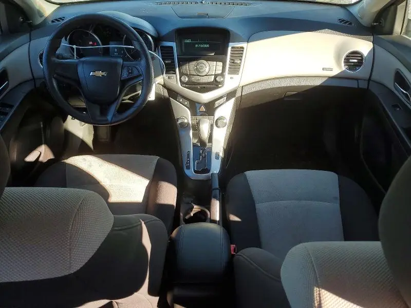 2011 CHEVROLET CRUZE LS  