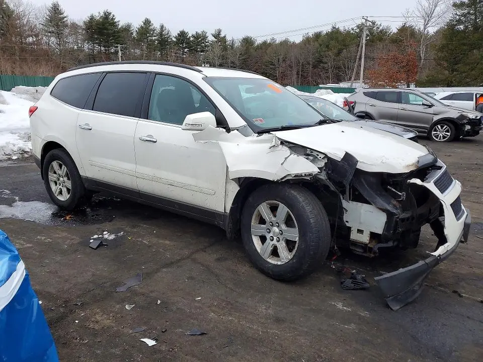 2010 CHEVROLET TRAVERSE LT  