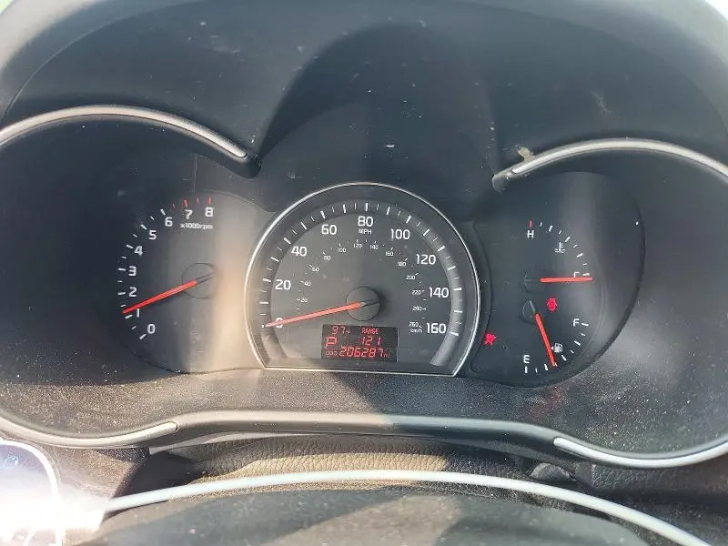 2014 KIA SORENTO LX  