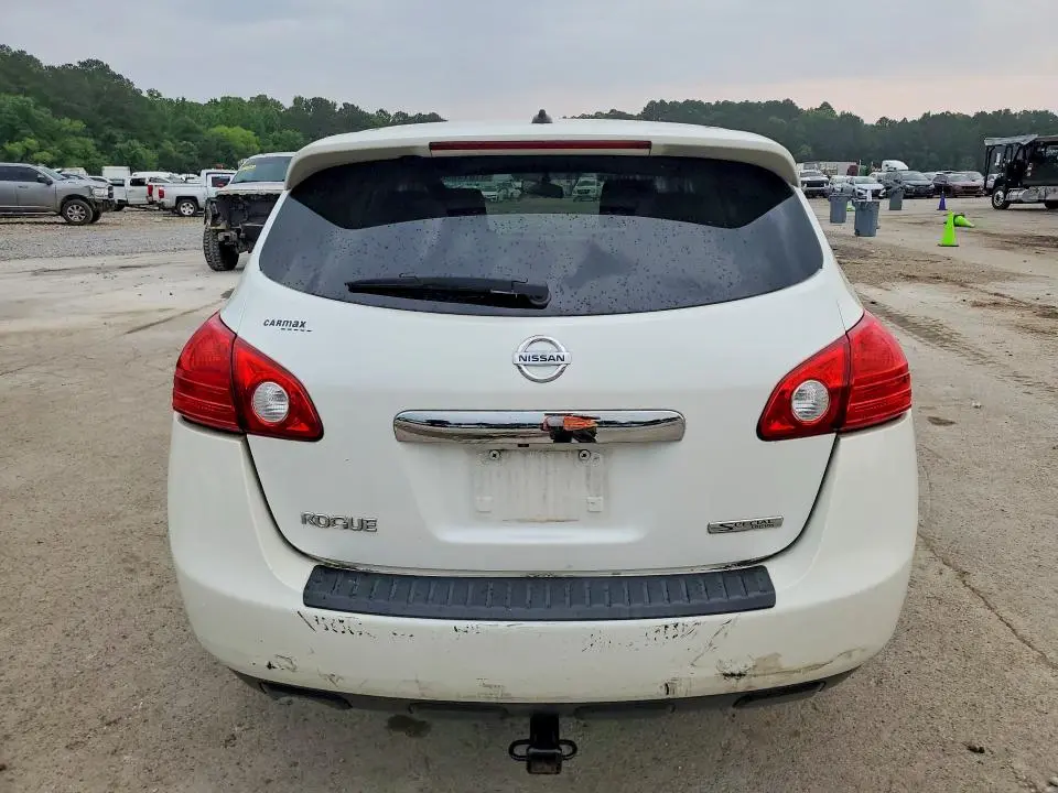 2013 NISSAN ROGUE S  