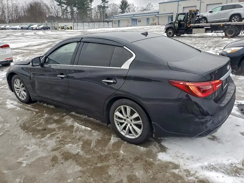 2021 INFINITI Q50 LUXE  