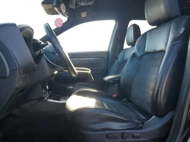 2020 MITSUBISHI OUTLANDER SE  