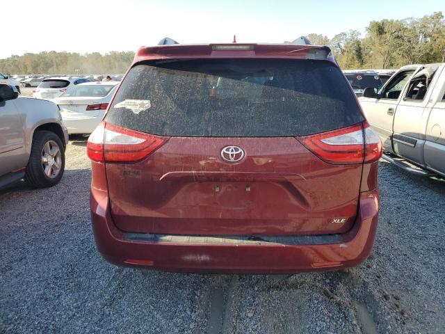 2018 TOYOTA SIENNA XLE