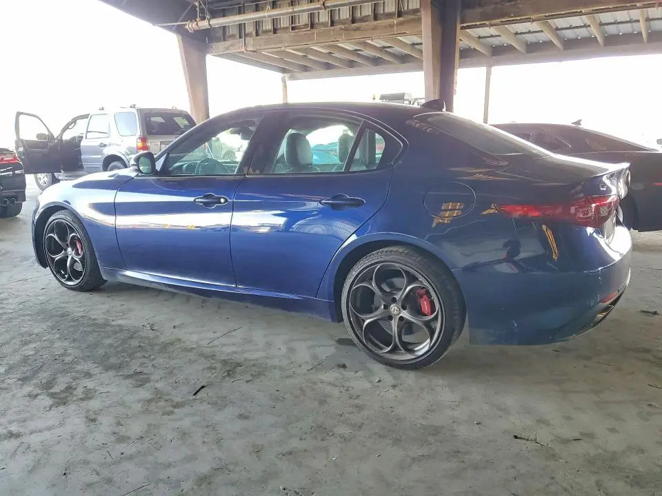 2017 ALFA ROMEO GIULIA TI Q4  
