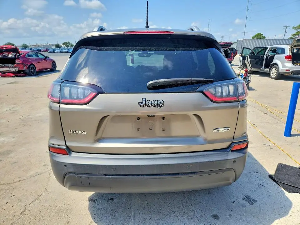 2021 JEEP CHEROKEE LATITUDE PLUS  