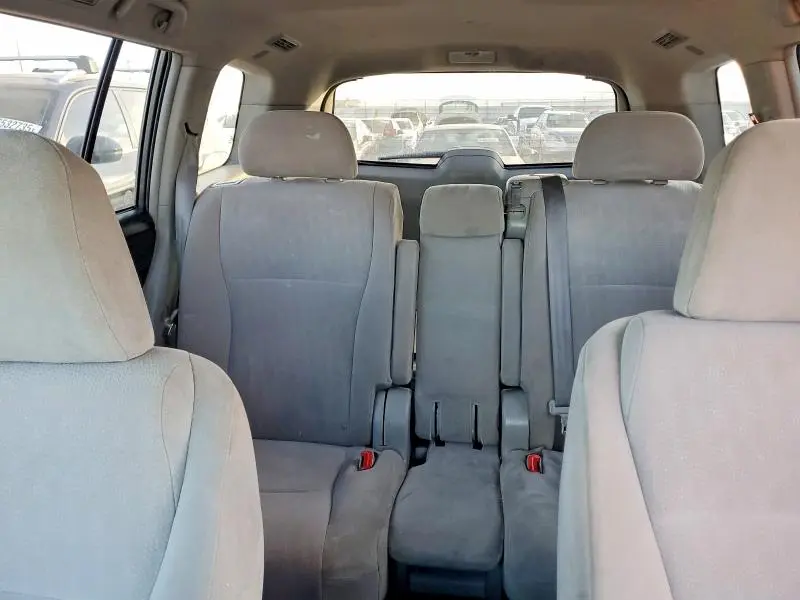 2011 TOYOTA HIGHLANDER BASE  
