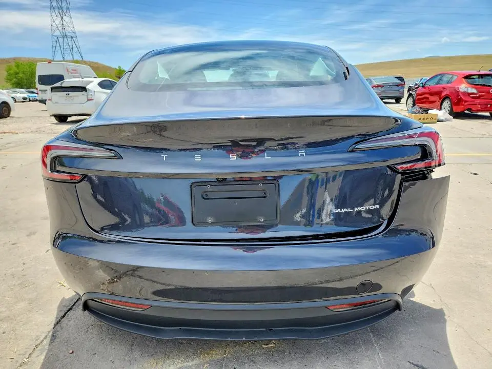 2025 TESLA MODEL 3   