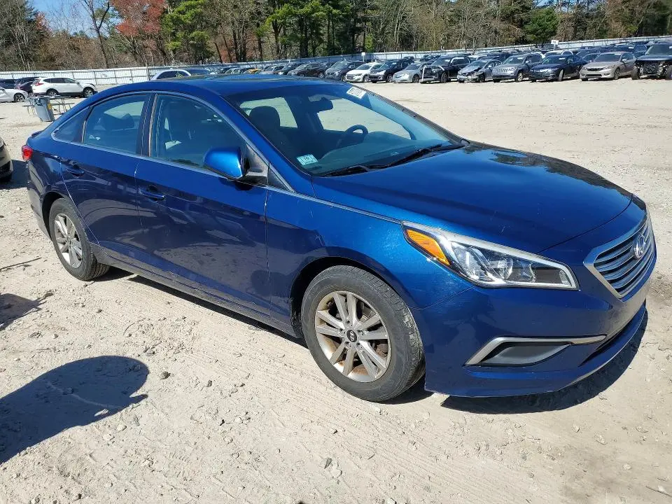 2017 HYUNDAI SONATA SE  