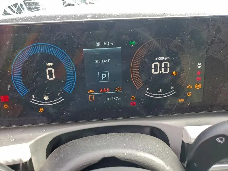 2025 HYUNDAI TUCSON SEL  