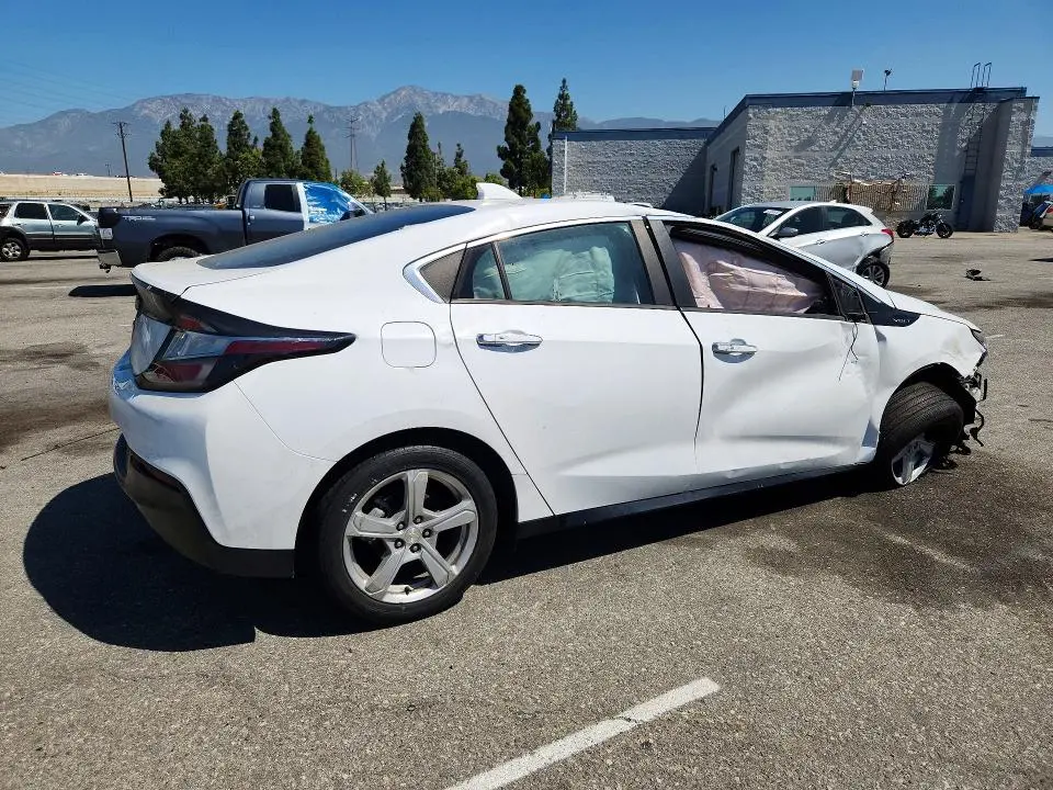 2018 CHEVROLET VOLT LT  